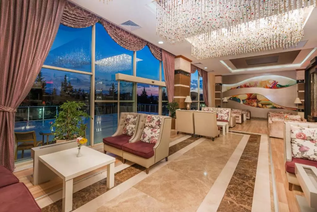 Grand Ring Hotel